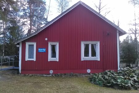 Punainen puutalo