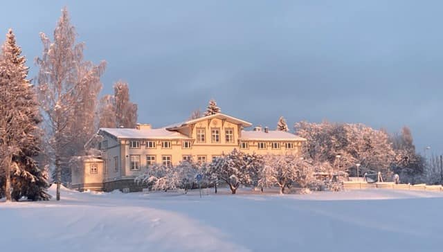 6 2 Perjantain Piristys p iv tapaaminen Amma keskuksessa Lepp virta